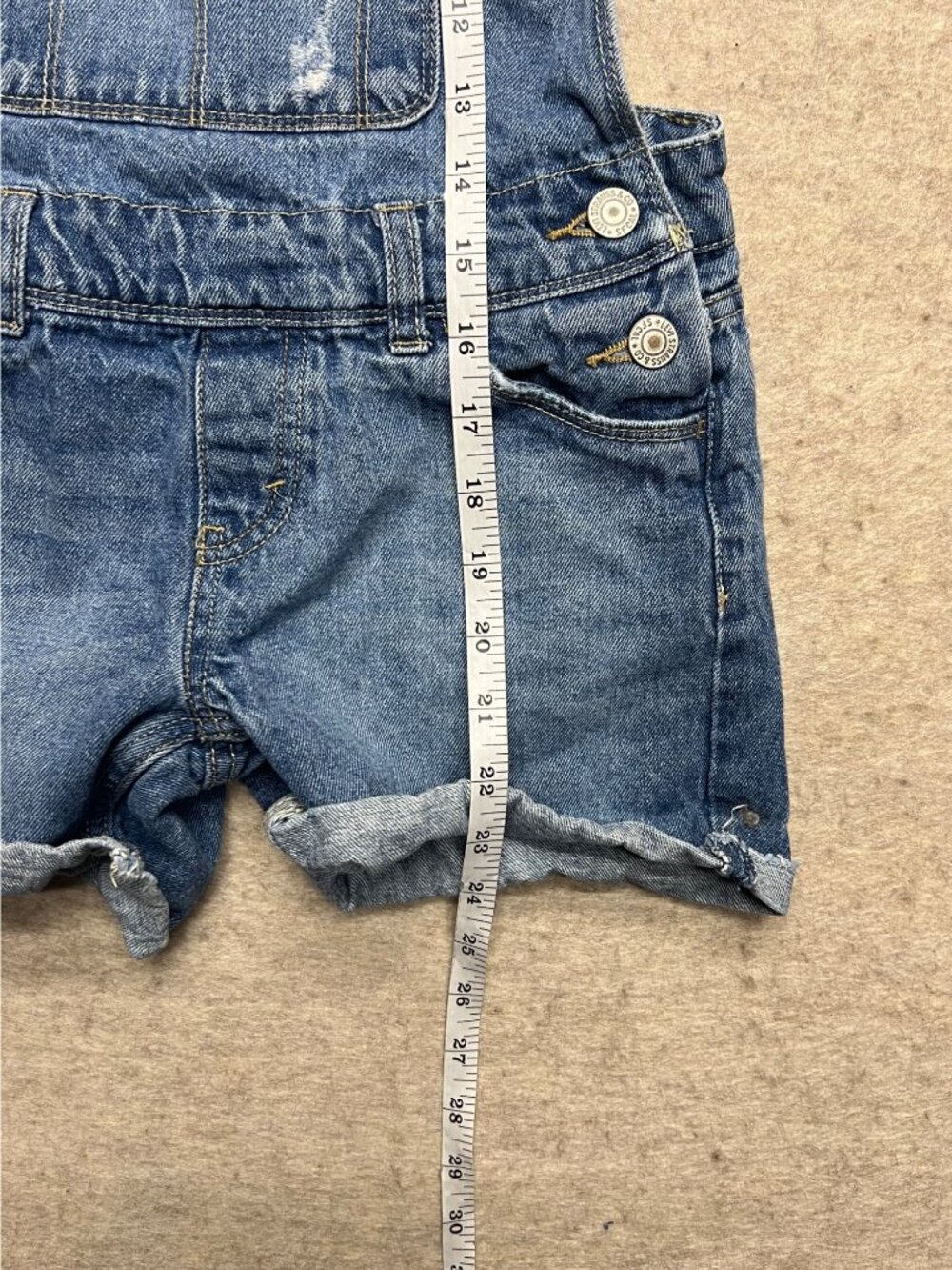 Levi's Distressed Medium Wash Shortall Girls 10 Regular Summer Distressed - Picture 10 of 11